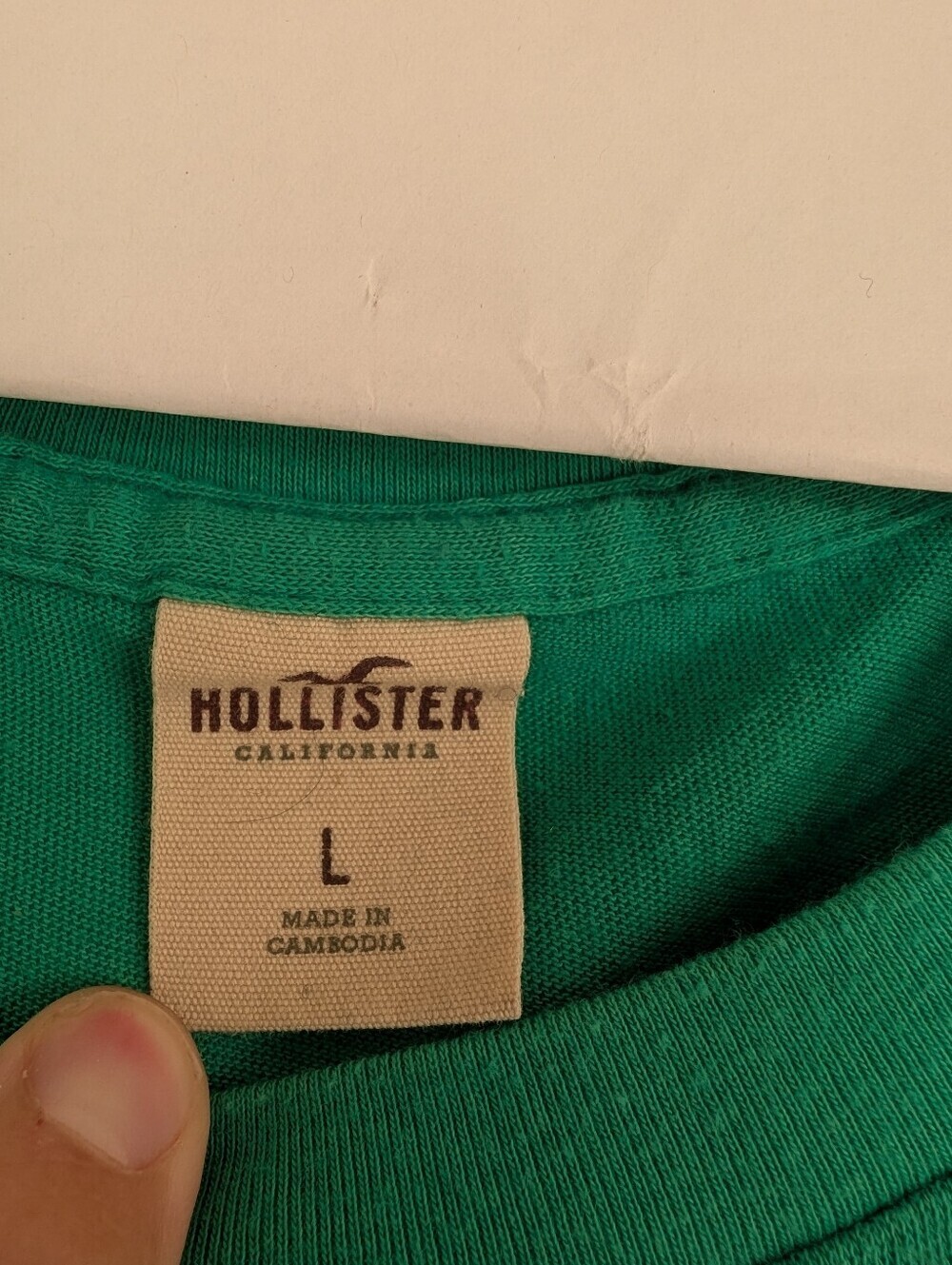 Hollister Y2K Women's Graphic Tee - Large - Picture 3 of 4